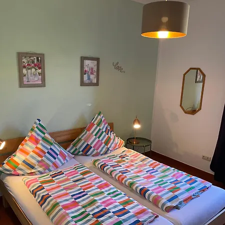 Ferienhaus Mit Zwei Wohnungen Fuer 2-6 Personen In Der Dreiherrenmuehle An Der Mosel Appartement