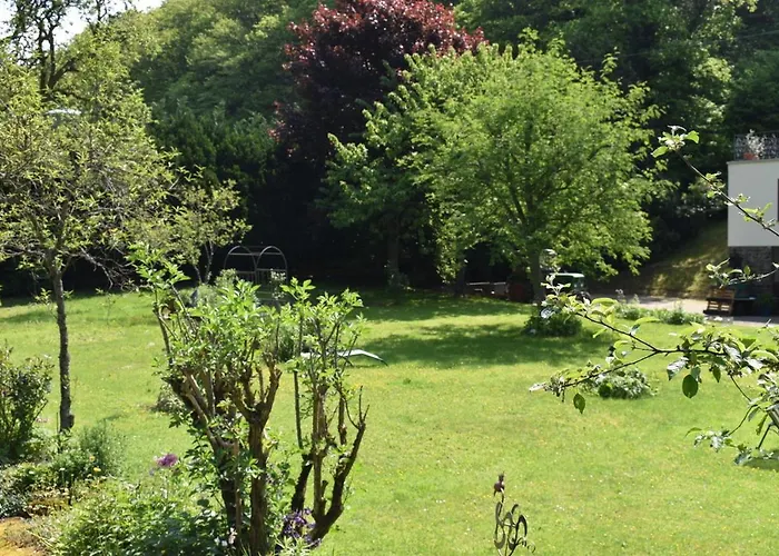 Appartement Ferienhaus Mit Zwei Wohnungen Fuer 2-6 Personen In Der Dreiherrenmuehle An Der Mosel Zell